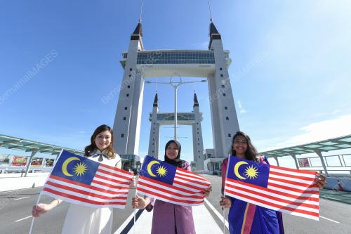 ERTI MERDEKA GENERASI MUDA