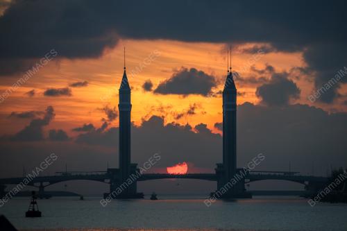 PANORAMA MATAHARI TERBIT