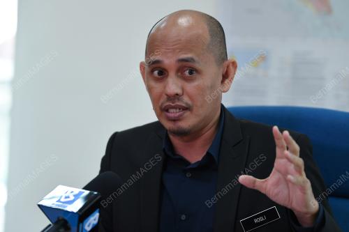 ROSLI ZAKARIA