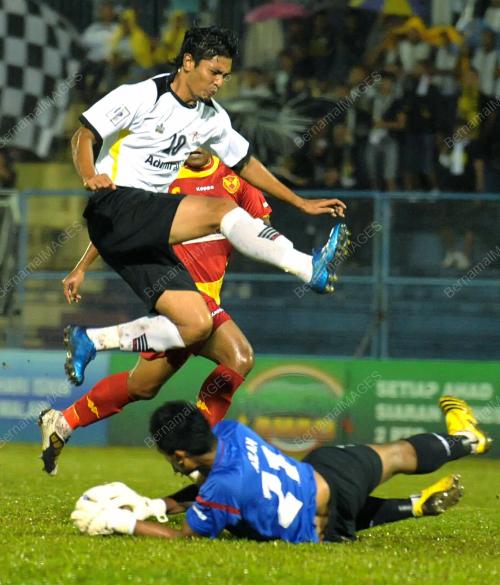 TR02_28012012_LIGA_SUPER
