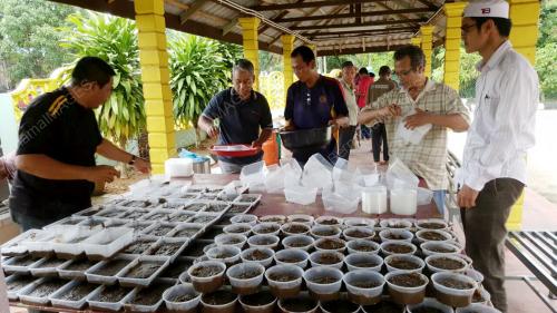 TR02_28102016_BUBUR_ASYURA
