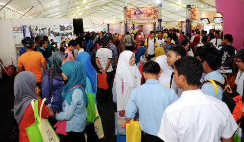 TR02_29032014_IDRIS_KARNIVAL