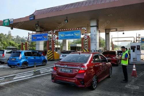 ALIRAN TRAFIK LEBUHRAYA PANTAI TIMUR 2