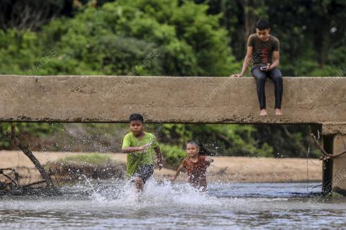 CUTI HUJUNG MINGGU