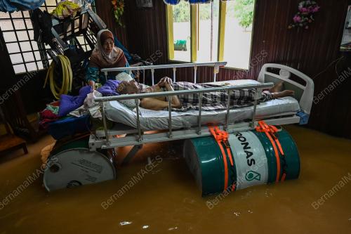 KATIL TERAPUNG BANJIR