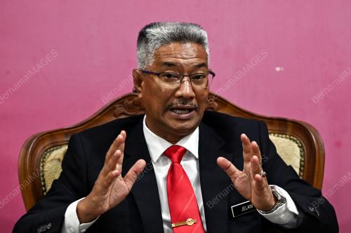 HARI PERTAMA SPM 2023