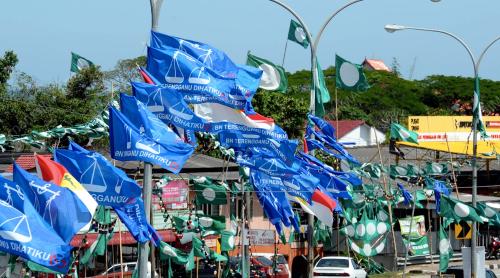 TR02_31032013_KEMPEN_BENDERA