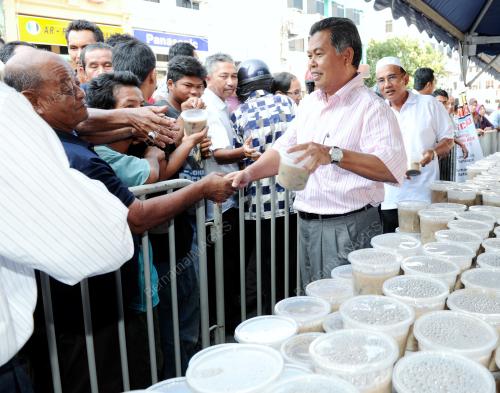 DATUK SERI AHMAD SAID