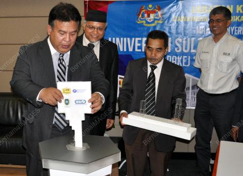 TR03_02062014_UNISZA