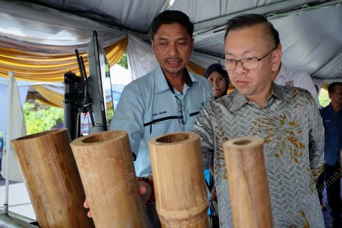 DATUK CHAN FOONG HIN