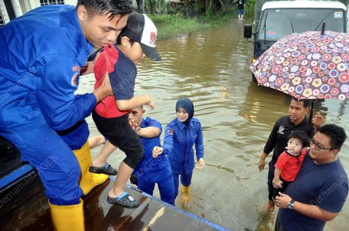 TR03_02122017_BANJIR