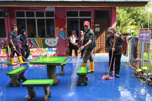 PASCA BANJIR SEKOLAH