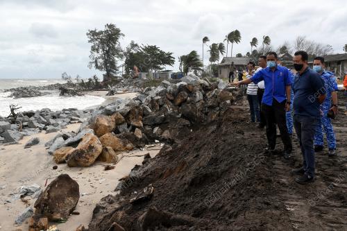 HAKISAN PANTAI