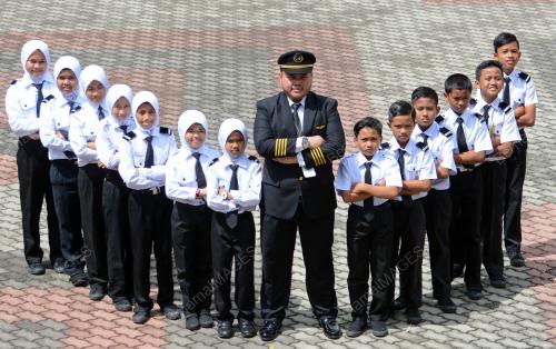 KAPTEN MOHD HAIRUL SANOT