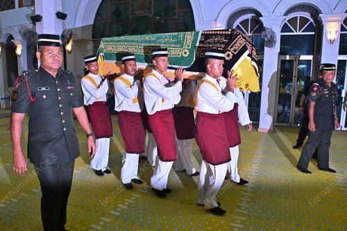 BONDA SULTAN TERENGGANU MANGKAT
