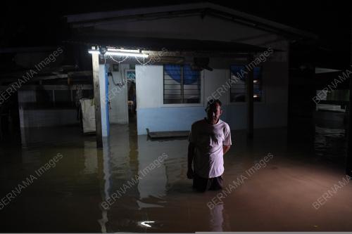 BANJIR KILAT