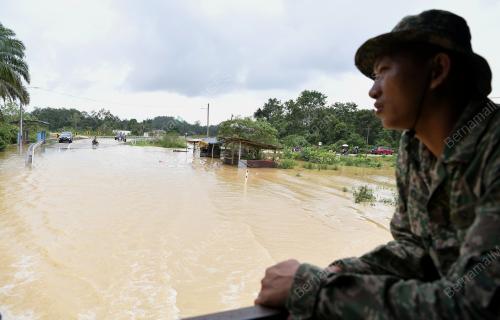 TR03_04012018_BANJIR