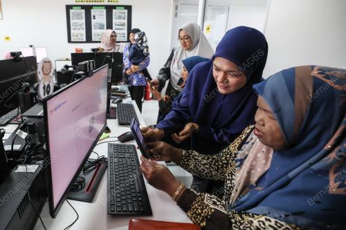 SISTEM PENGKALAN DATA UTAMA