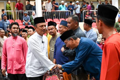 TAJUK