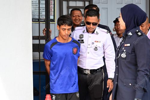 LELAKI ROHINGYA DIDAKWA PANDU BAHAYA