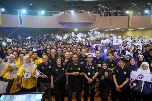 DATUK SERI DR ZAMBRY ABDUL KADIR