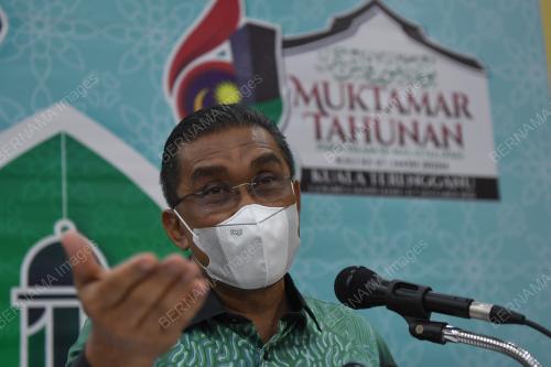 DATUK SERI TAKIYUDDIN HASSAN