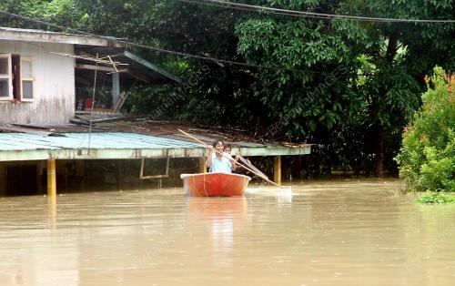 TR03_04122013_BANJIR