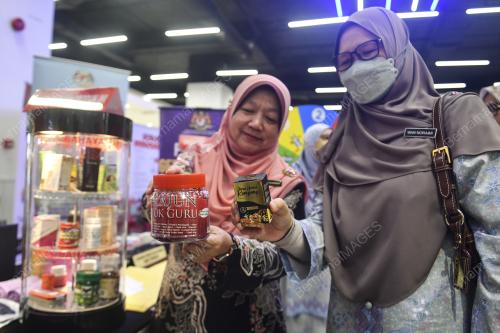 DATUK DR KASEMANI EMBONG