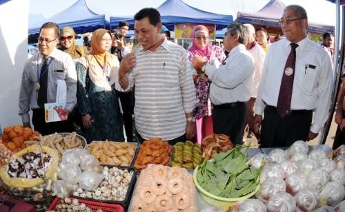 TR03_06032014_PASAR_MALAM