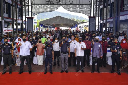 PELANCARAN PROGRAM JUALAN KELUARGA MALAYSIA