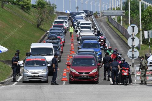 SEKATAN JALAN RAYA PKPD