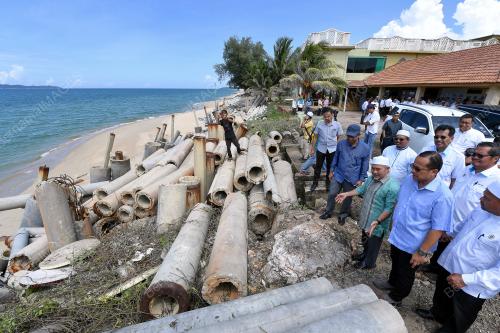 DATUK TUAN IBRAHIM TUAN MAN