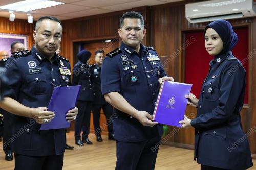 DATUK MAZLI MAZLAN