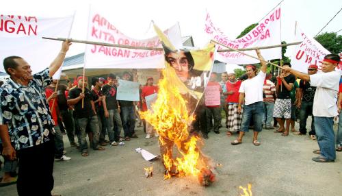 TR03_07052012_BAKAR_AMBIGA