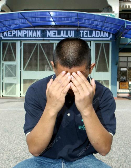 BANDUAN DIBEBAS DENGAN PAROL