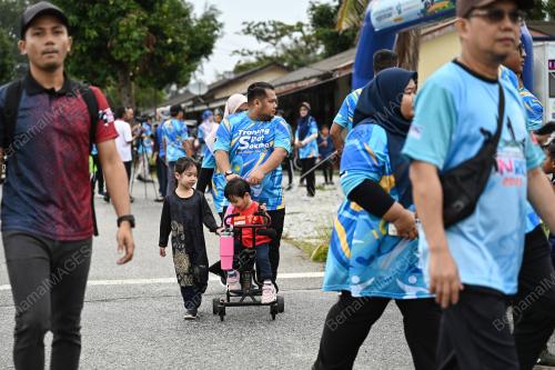 FUNWALK 10,000 STEPS