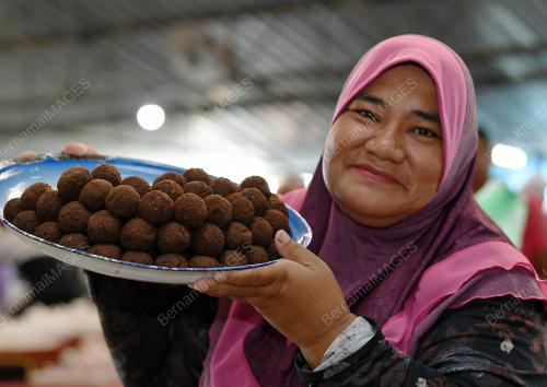 TR03_08052019_KUIH_TRADISIONAL_BN201905089096-02