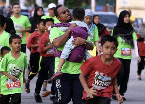 TR03_08092018_LARIAN_JAMBATAN_BN201808055000
