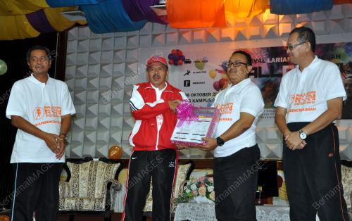 TR03_08102017_MOHD_ZAKI_HASSAN