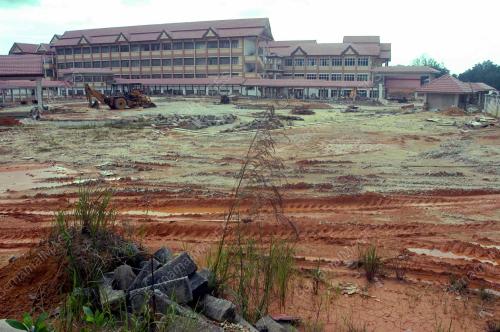 SEKOLAH MENENGAH SRI BANDI