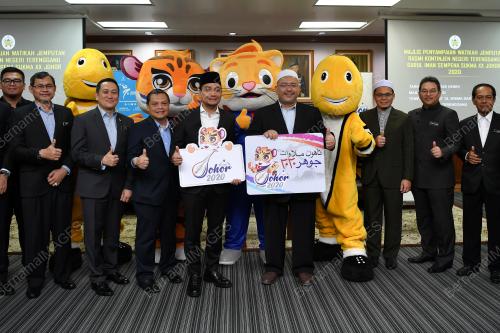 DATUK ONN HAFIZ GHAZI