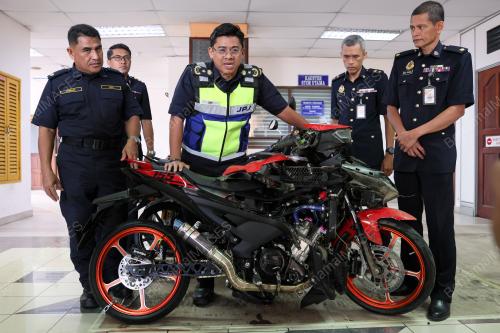 MOHD ZAMRI SAMION