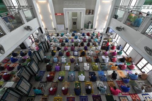 SOLAT JUMAAT DI TERENGGANU