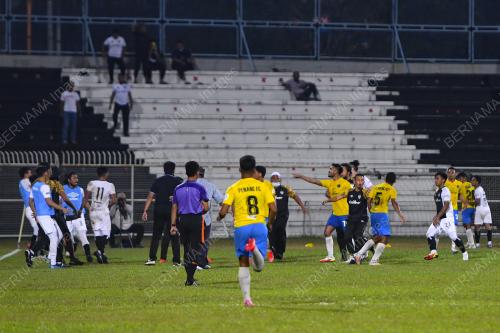 PIALA MENTERI BESAR TERENGGANU