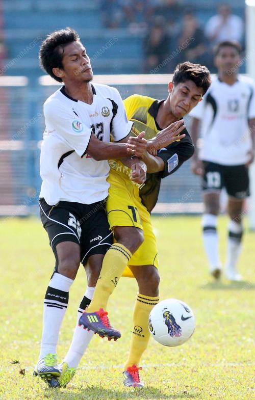 TR03_10042012_PIALA_AFC