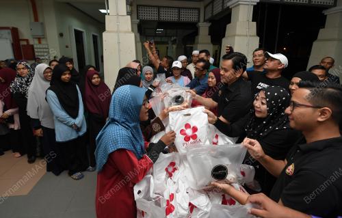 TR03_10052019_SAHUR_KARYAWAN