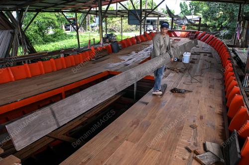 PEMBUATAN BOT TRADISIONAL