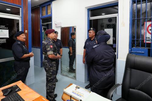 DATUK SERI AYOB KHAN MYDIN PITCHAY