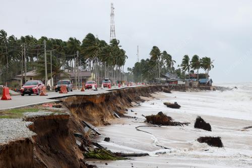 HAKISAN PANTAI TERENGGANU