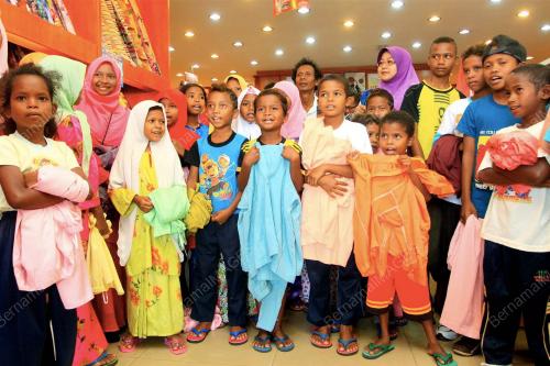 TR03_12082012_ASLI_RAYA